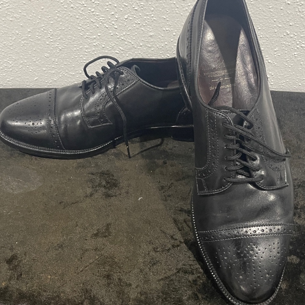 Allen Edmonds
For the Sharp Dress Men